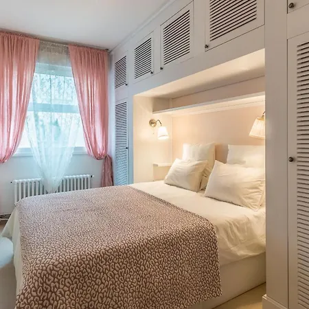 De 50 M2 A Quelques Metres Des Commerces Et Des Plages Appartement Biarritz